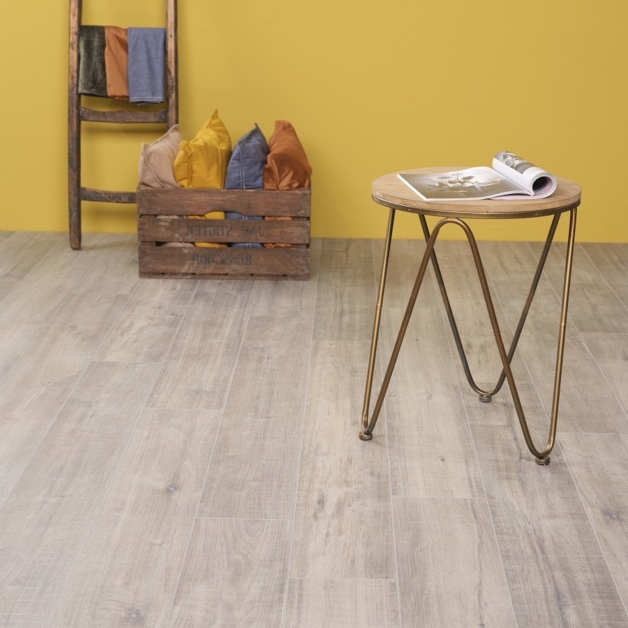 Gerookt eiken klik vinyl laminaat vloer Gerookt eiken klik vinyl laminaat vloer